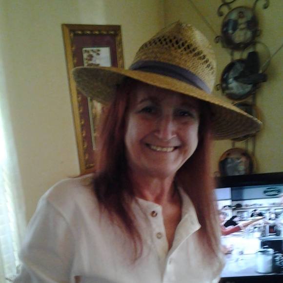 Meet your Posher, Maria - Picture 1 of 1